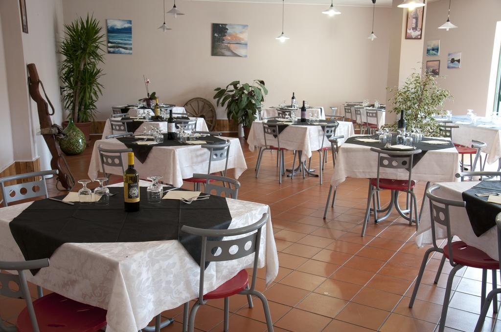 Il Veliero Hotel Follonica Exterior photo